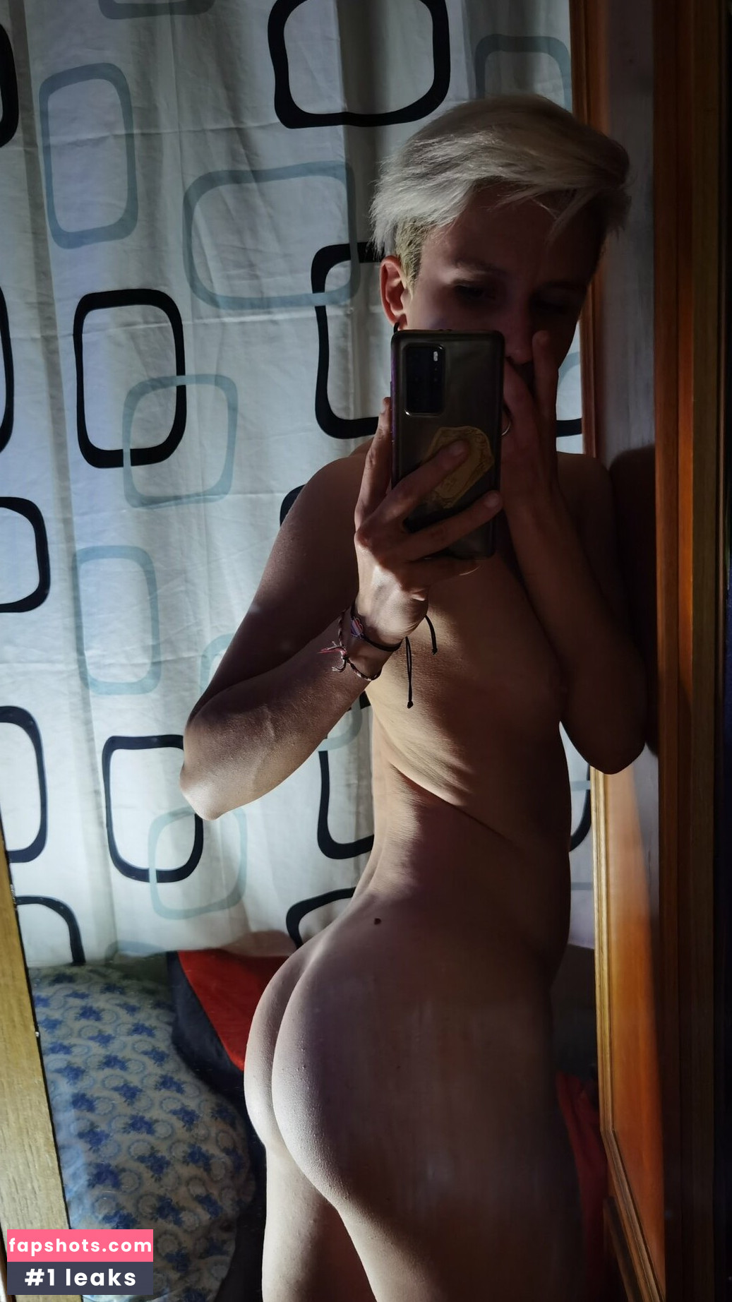 Nicole Di Angelo gallery photo #6