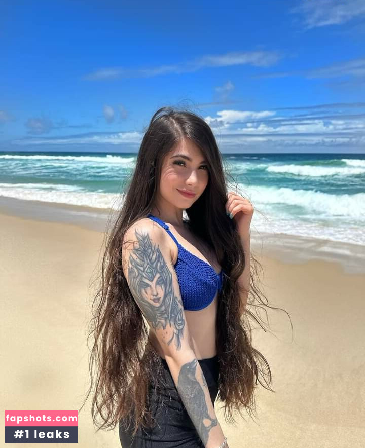 Nicole Diretora gallery photo #4