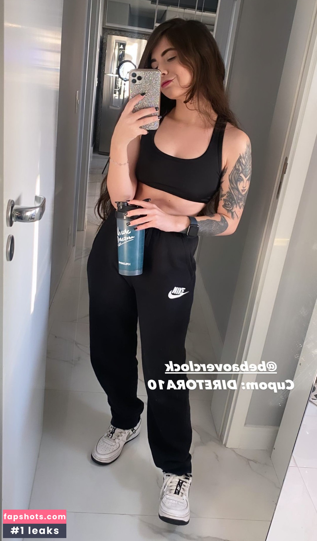 Nicole Diretora gallery photo #38