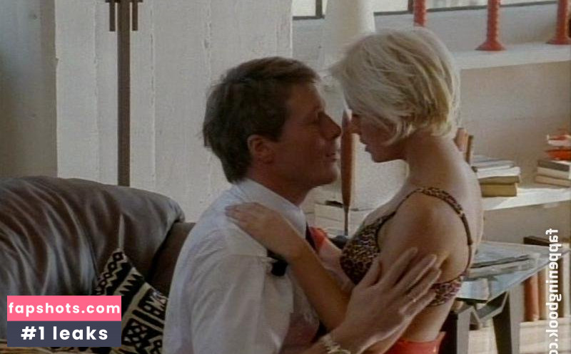 Nicole Eggert gallery photo #25