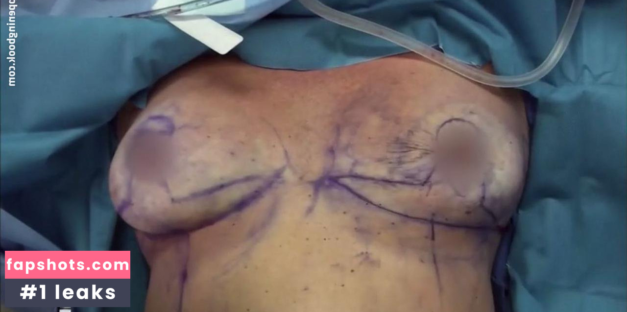 Nicole Eggert gallery photo #31