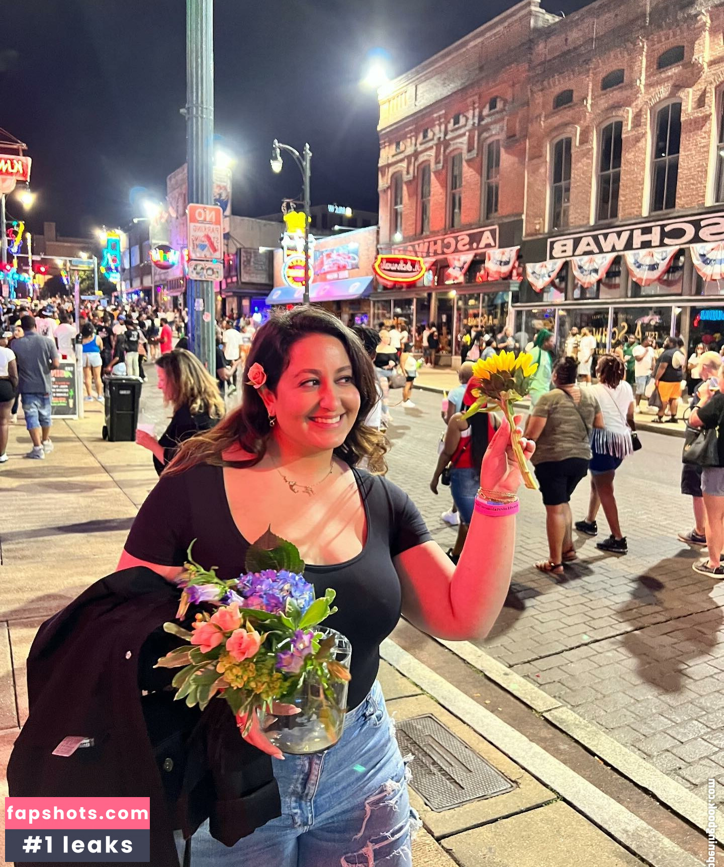 Nicole Enayati (Mythical Kitchen) gallery photo #8