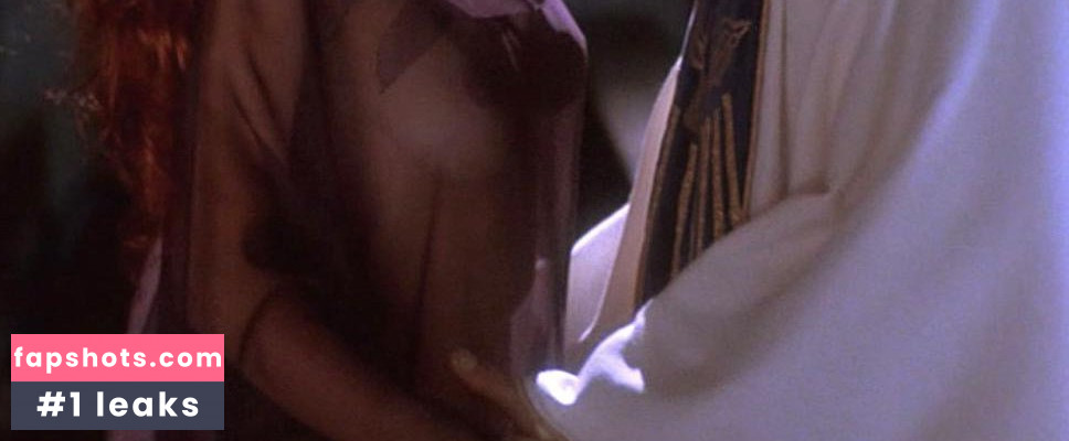 Nicole Fortier gallery photo #8