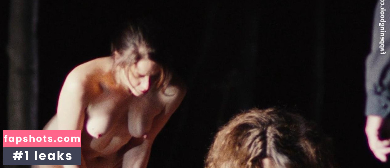 Nicole Leroux gallery photo #4