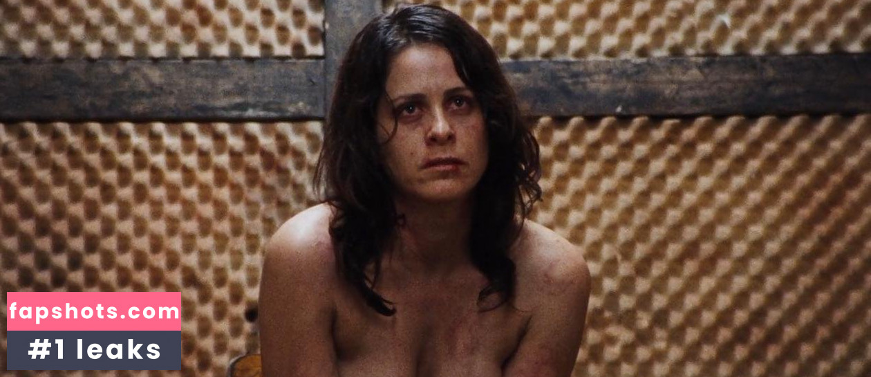 Nicole Leroux gallery photo #5