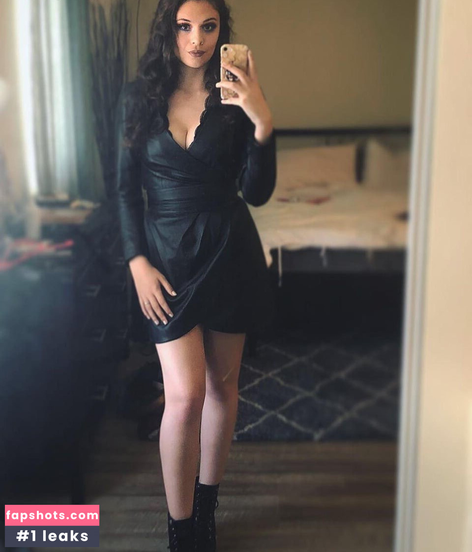 Nicole Maines Nude Leaks OnlyFans Photos #10 - LeakJerk