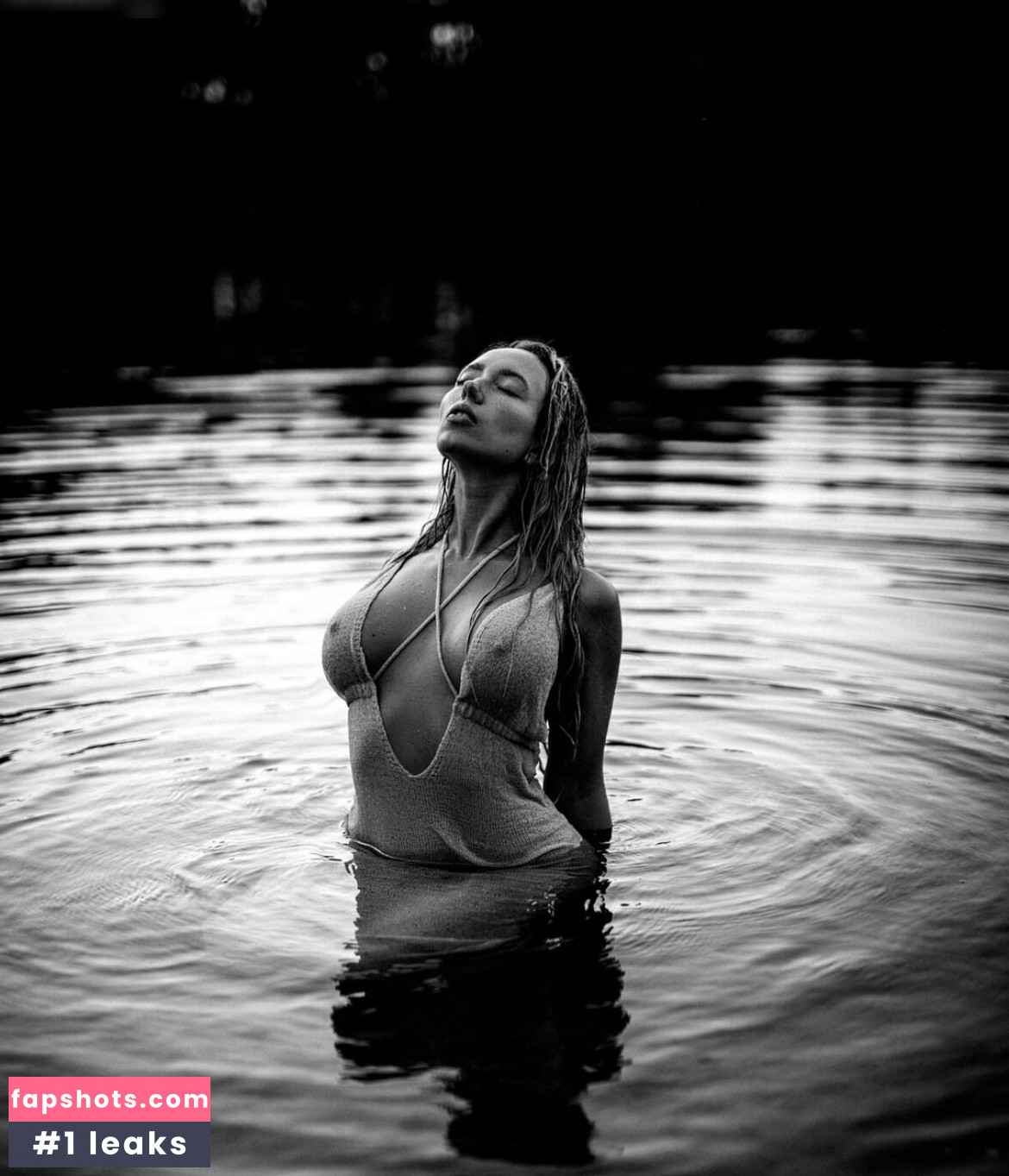 Nicole Marrone gallery photo #14