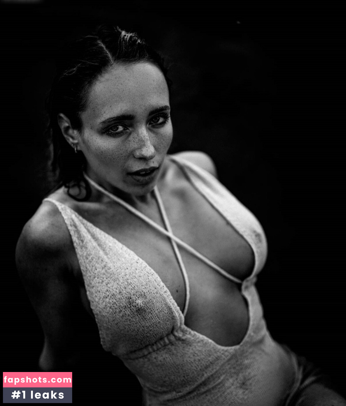 Nicole Marrone gallery photo #15