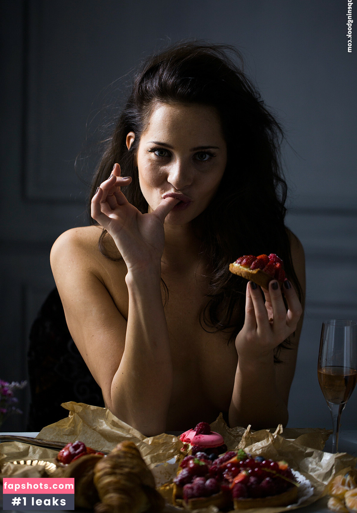 Nicole Mieth Nude Leaks OnlyFans Photos #9 - LeakJerk