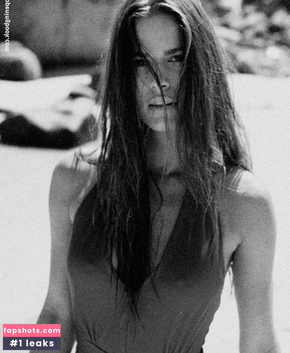 Nicole Naude gallery photo #8