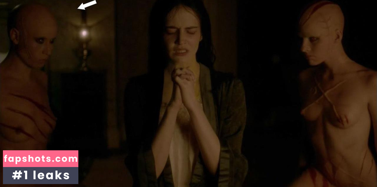 Nicole O'Neill gallery photo #12