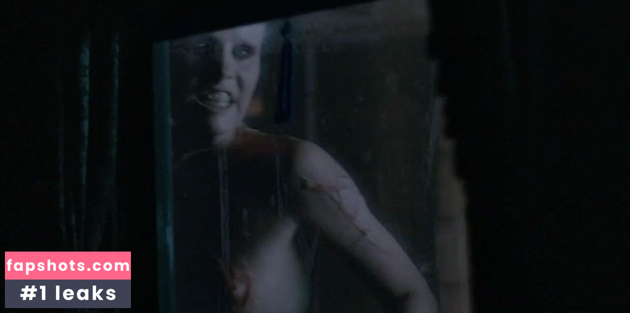 Nicole O'Neill gallery photo #17