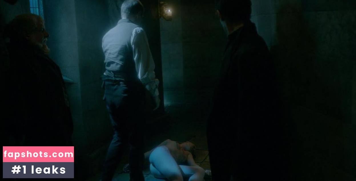 Nicole O'Neill gallery photo #6