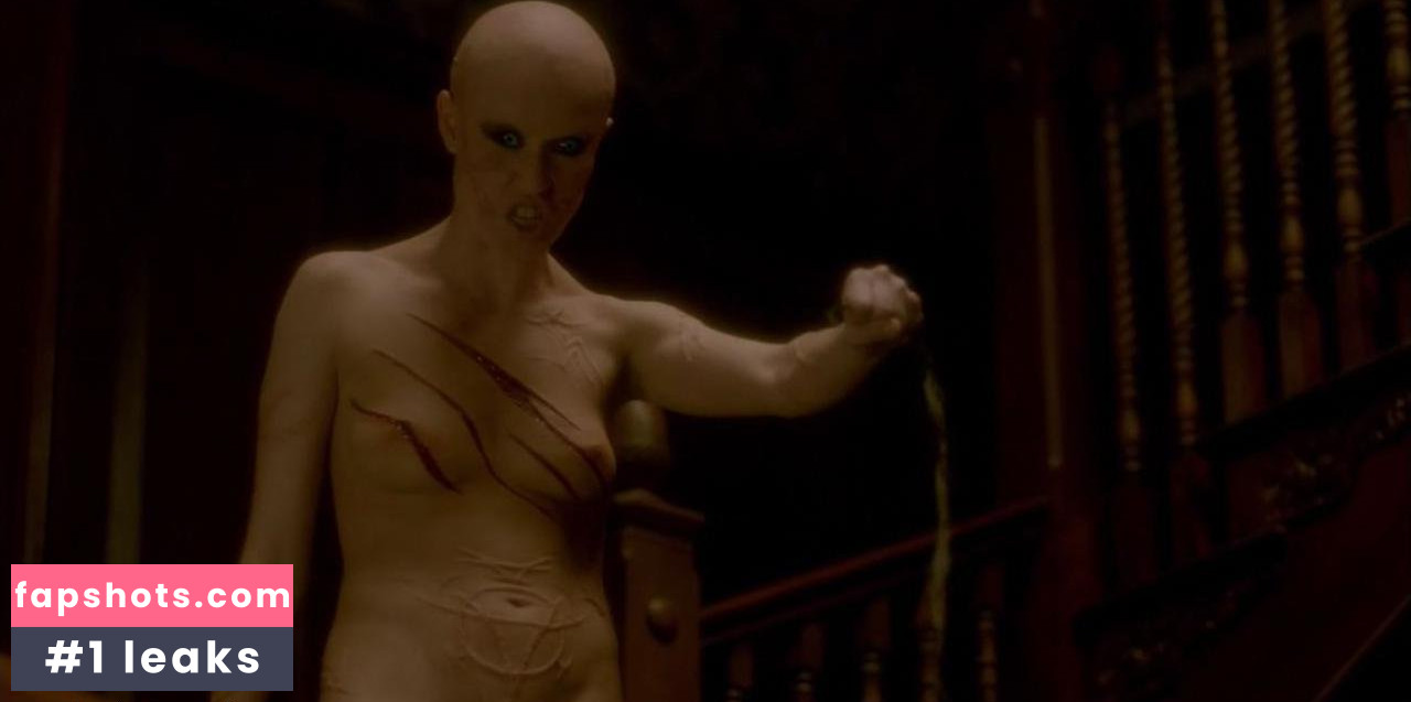 Nicole O'Neill gallery photo #9