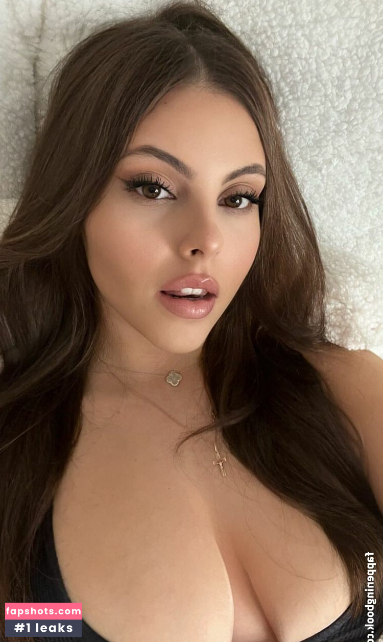 Nicole Osak gallery photo #10