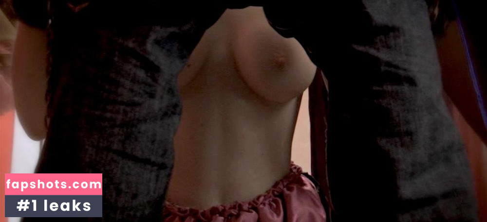 Nicole Rae nude babe gallery