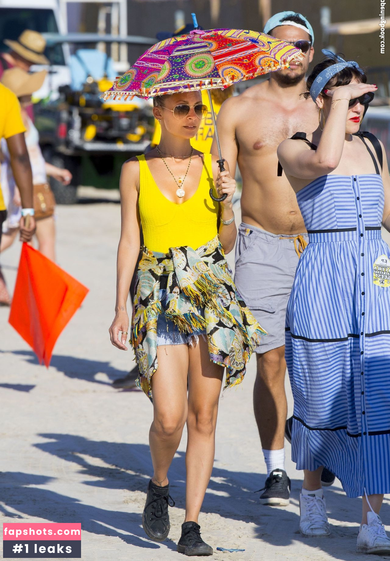 Nicole Richie gallery photo #109