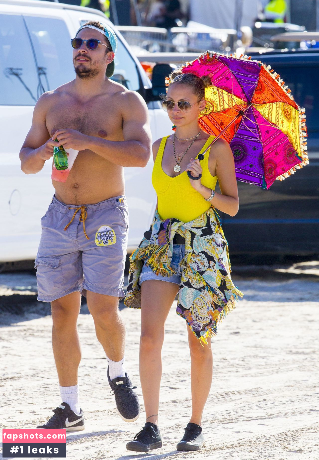 Nicole Richie gallery photo #116