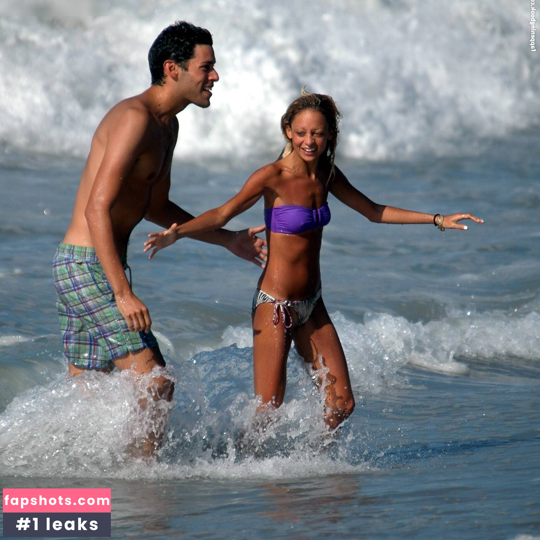 Nicole Richie gallery photo #5