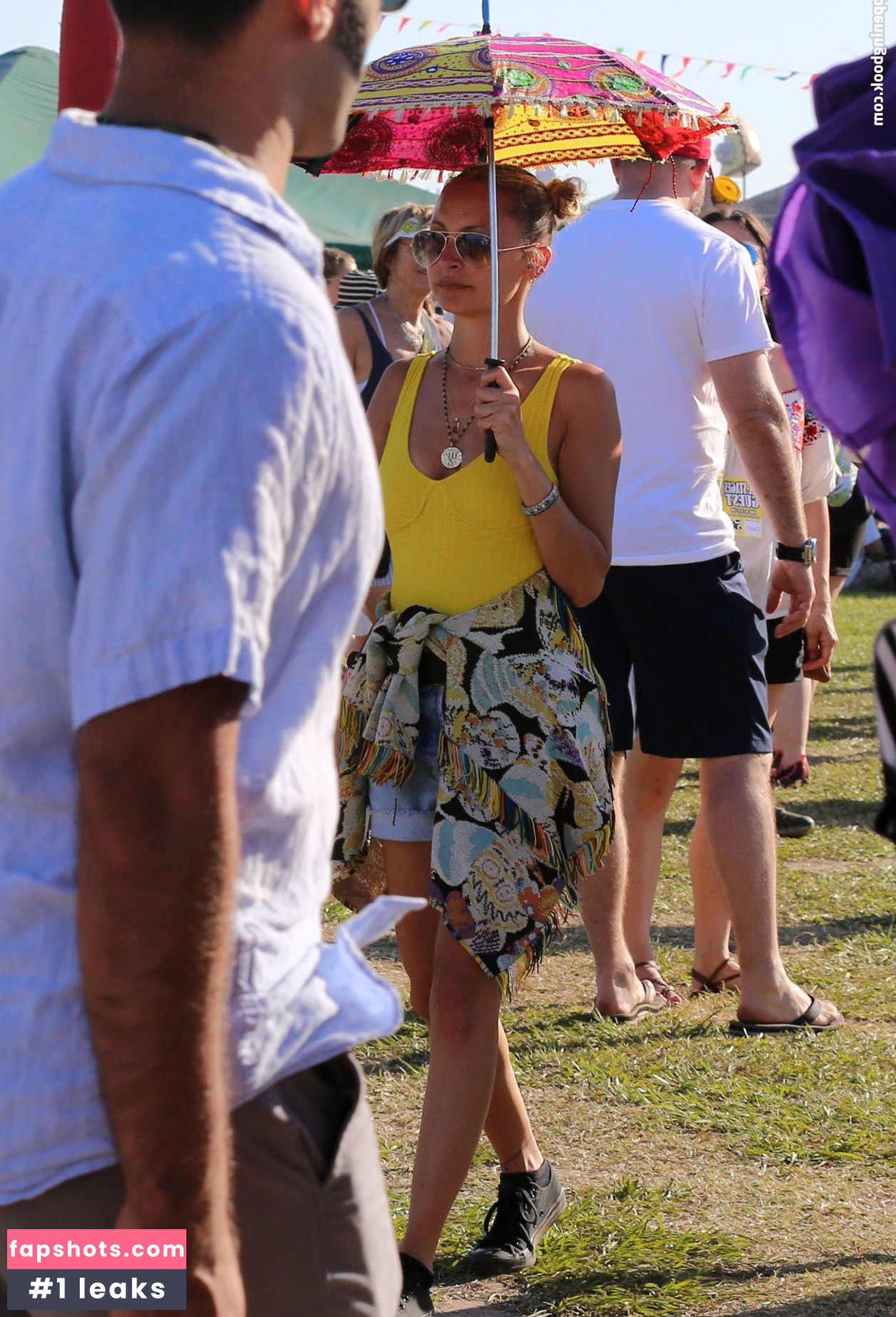 Nicole Richie gallery photo #99