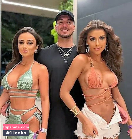 Nicole Rocha gallery photo #5