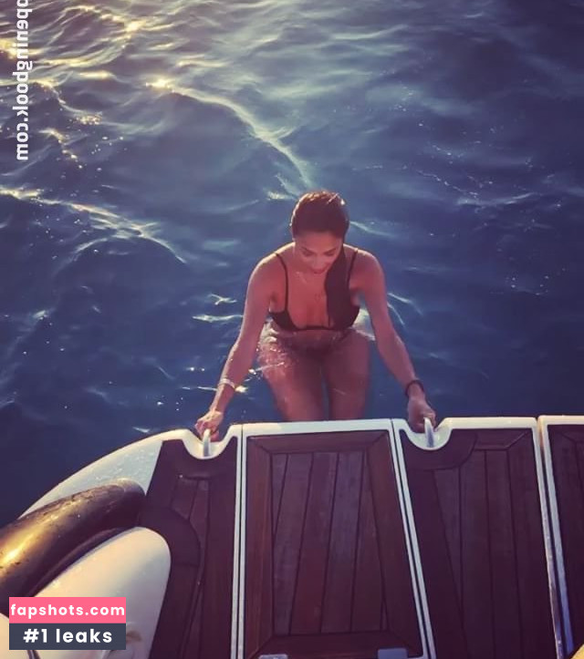 Nicole Scherzinger gallery photo #1120