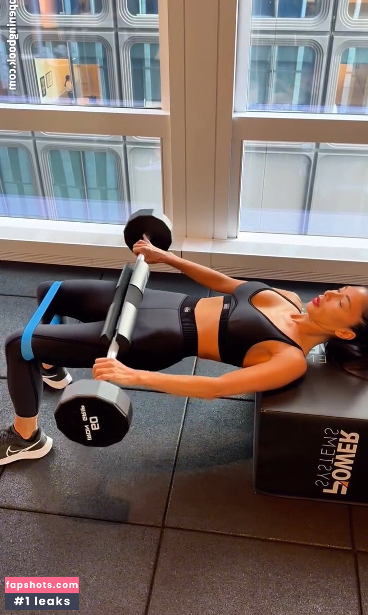 Nicole Scherzinger gallery photo #242