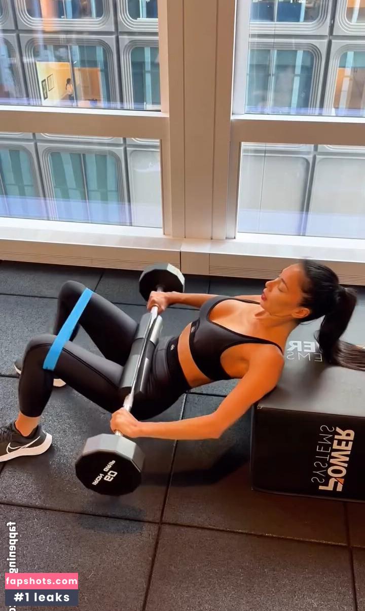 Nicole Scherzinger gallery photo #247