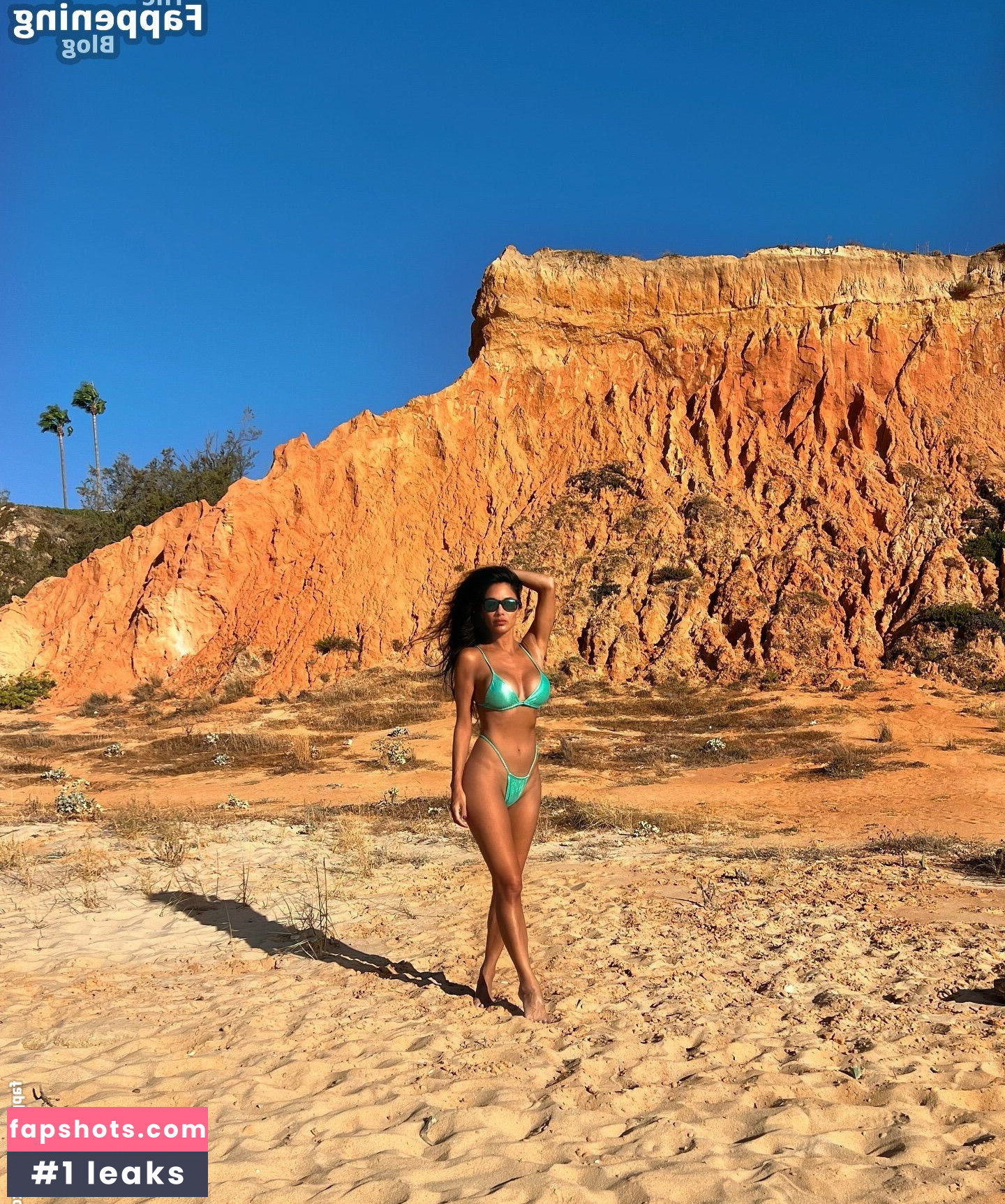 Nicole Scherzinger gallery photo #295