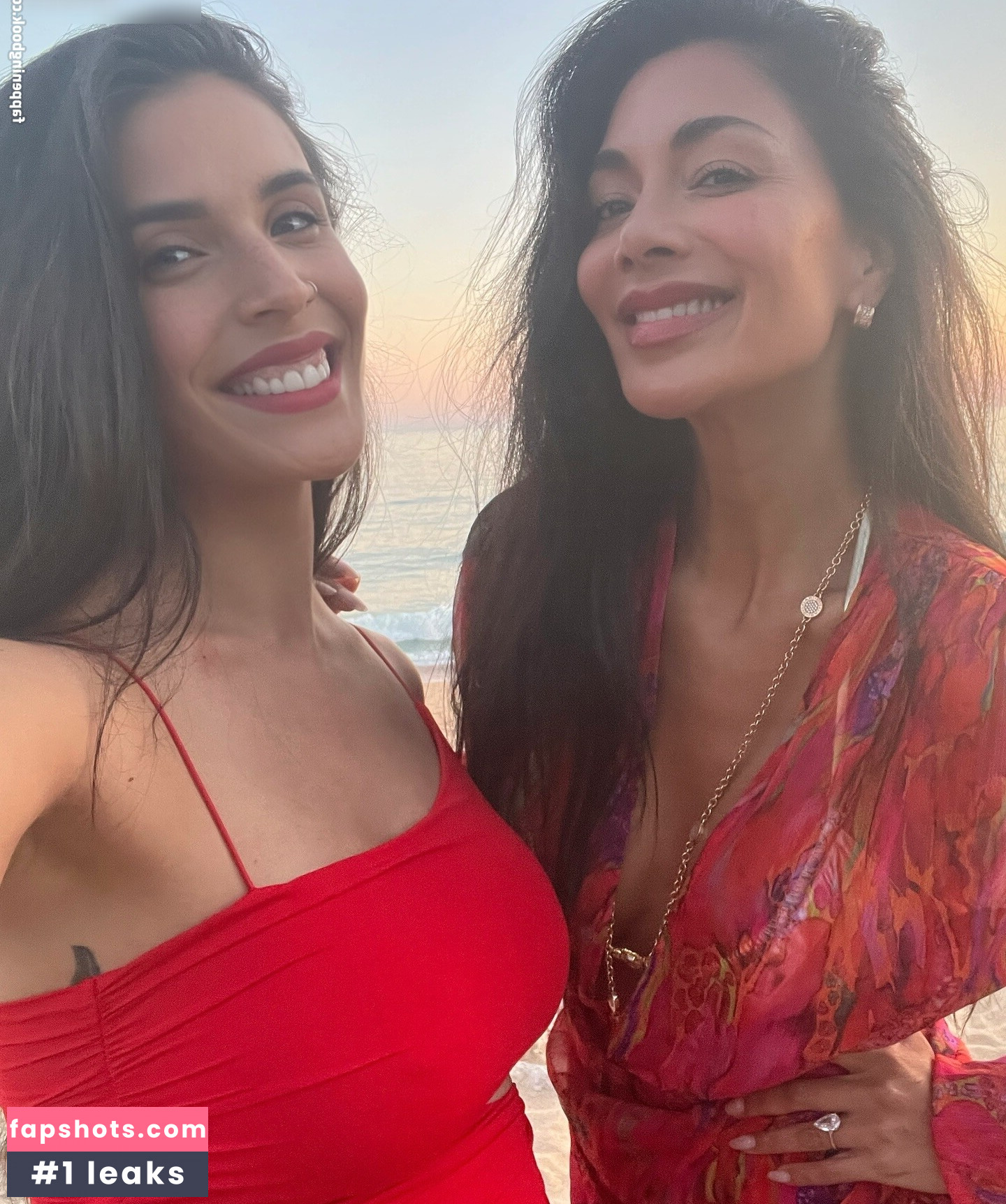 Nicole Scherzinger gallery photo #333