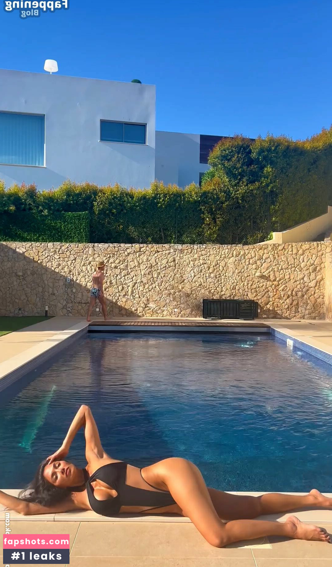 Nicole Scherzinger gallery photo #343