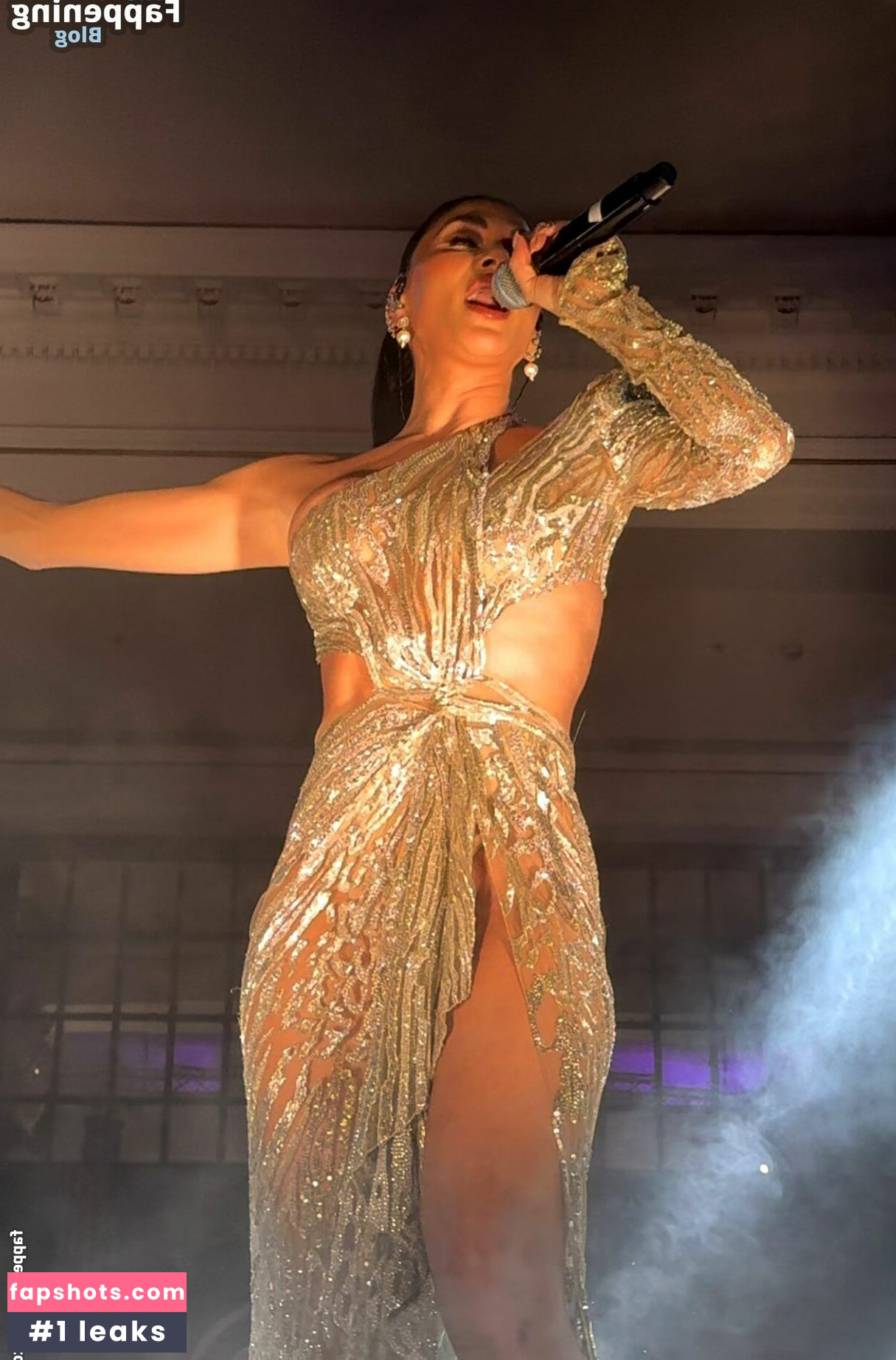 Nicole Scherzinger gallery photo #378