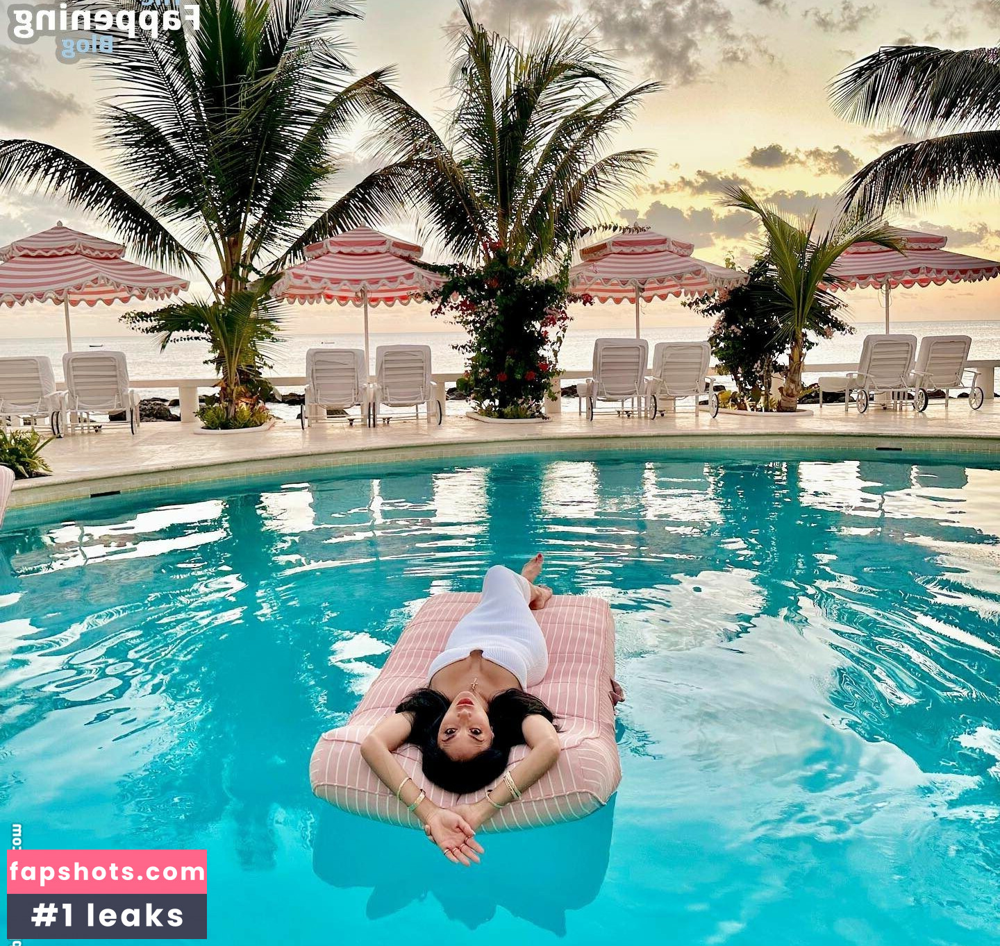 Nicole Scherzinger gallery photo #384