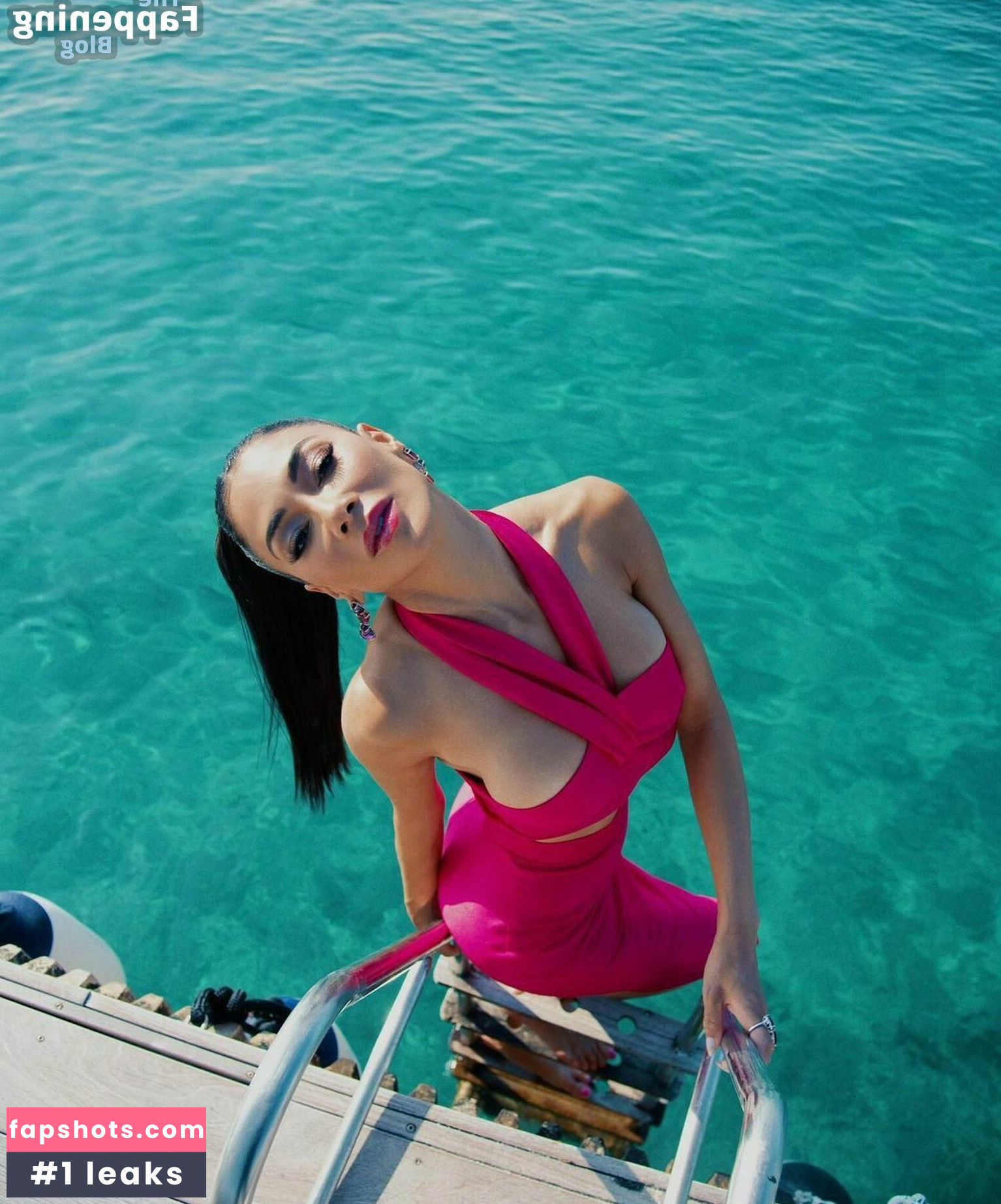 Nicole Scherzinger gallery photo #457