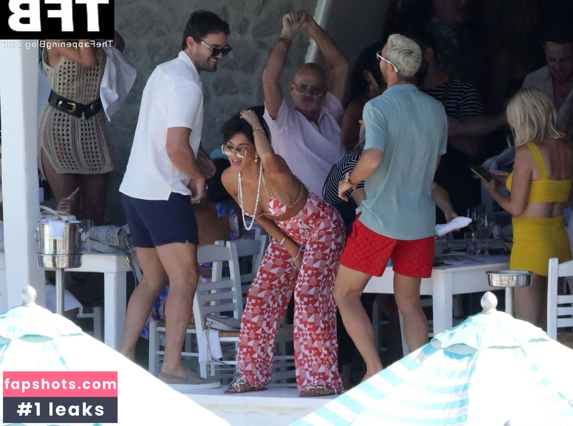 Nicole Scherzinger gallery photo #569