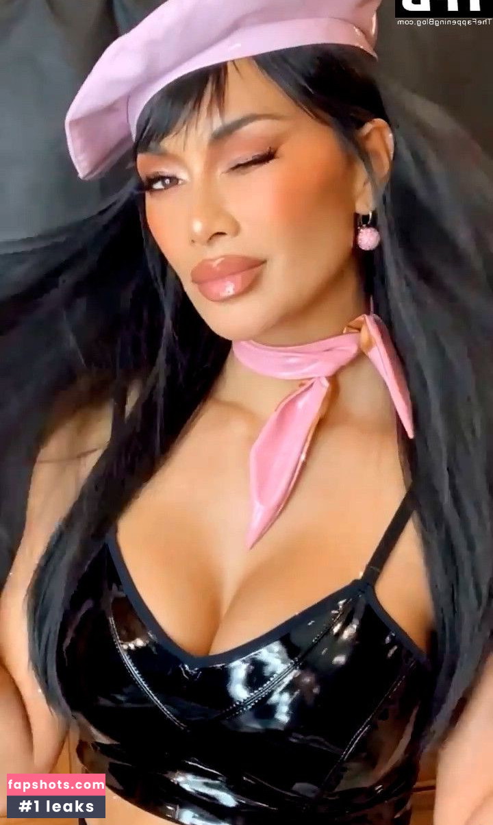 Nicole Scherzinger gallery photo #636