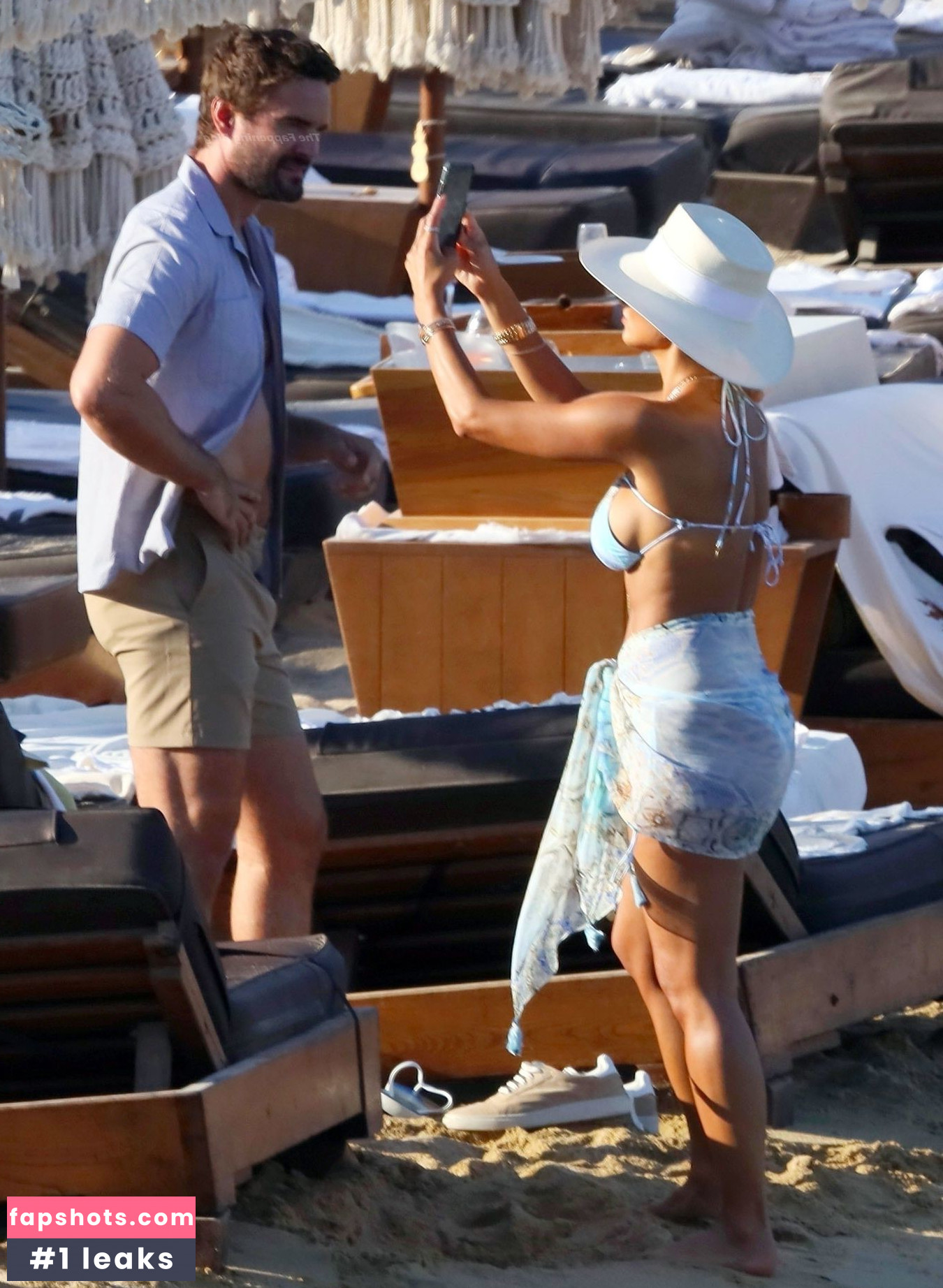 Nicole Scherzinger gallery photo #706