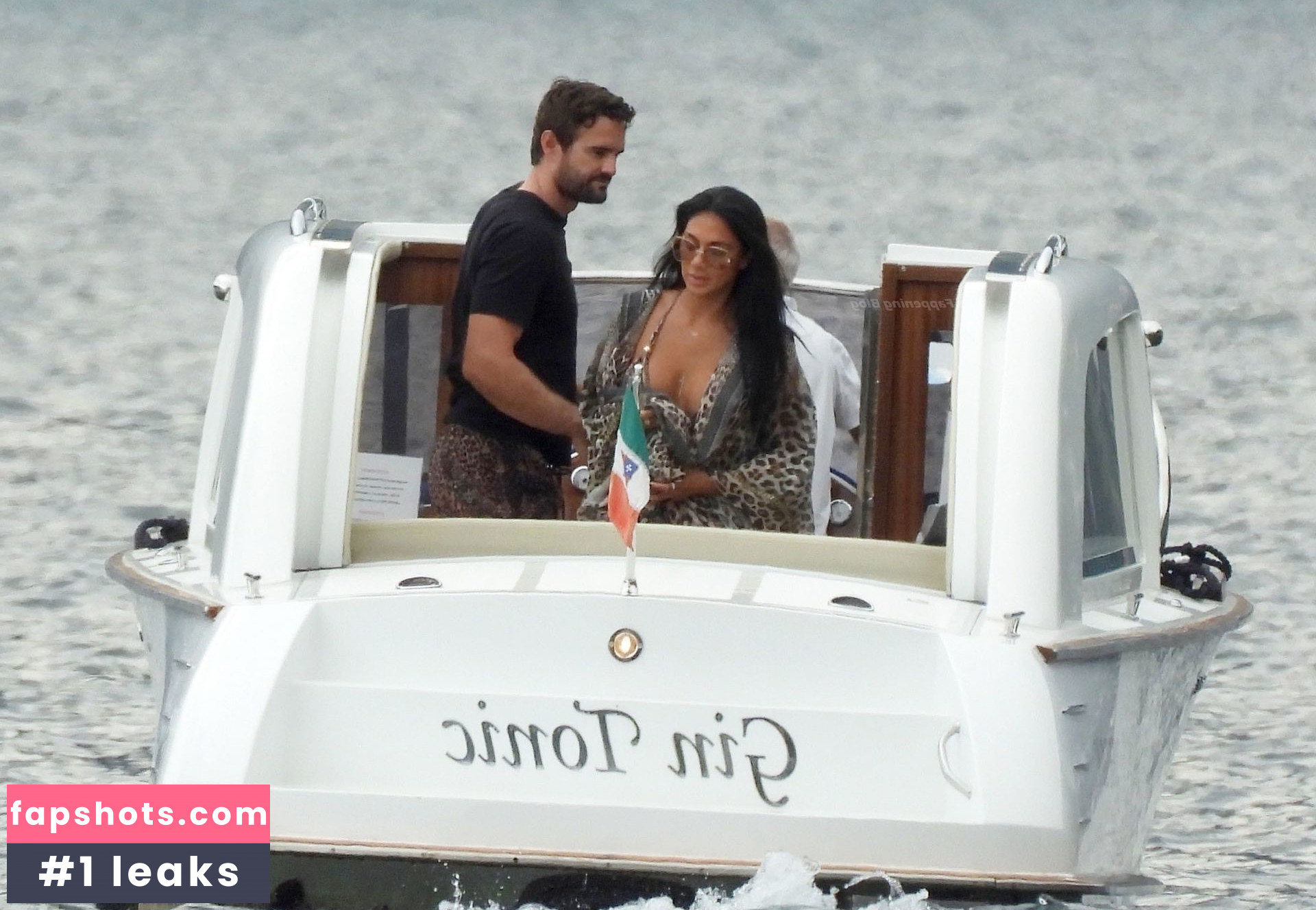 Nicole Scherzinger gallery photo #712