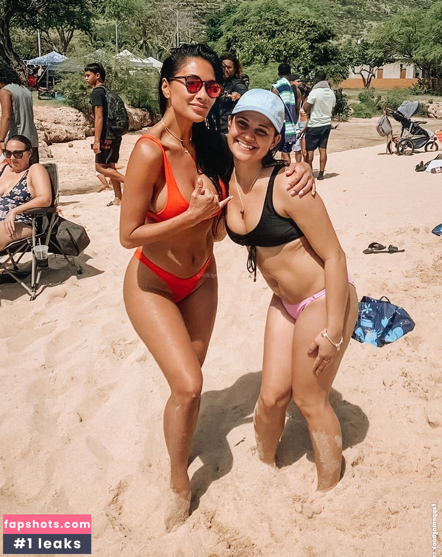 Nicole Scherzinger gallery photo #751