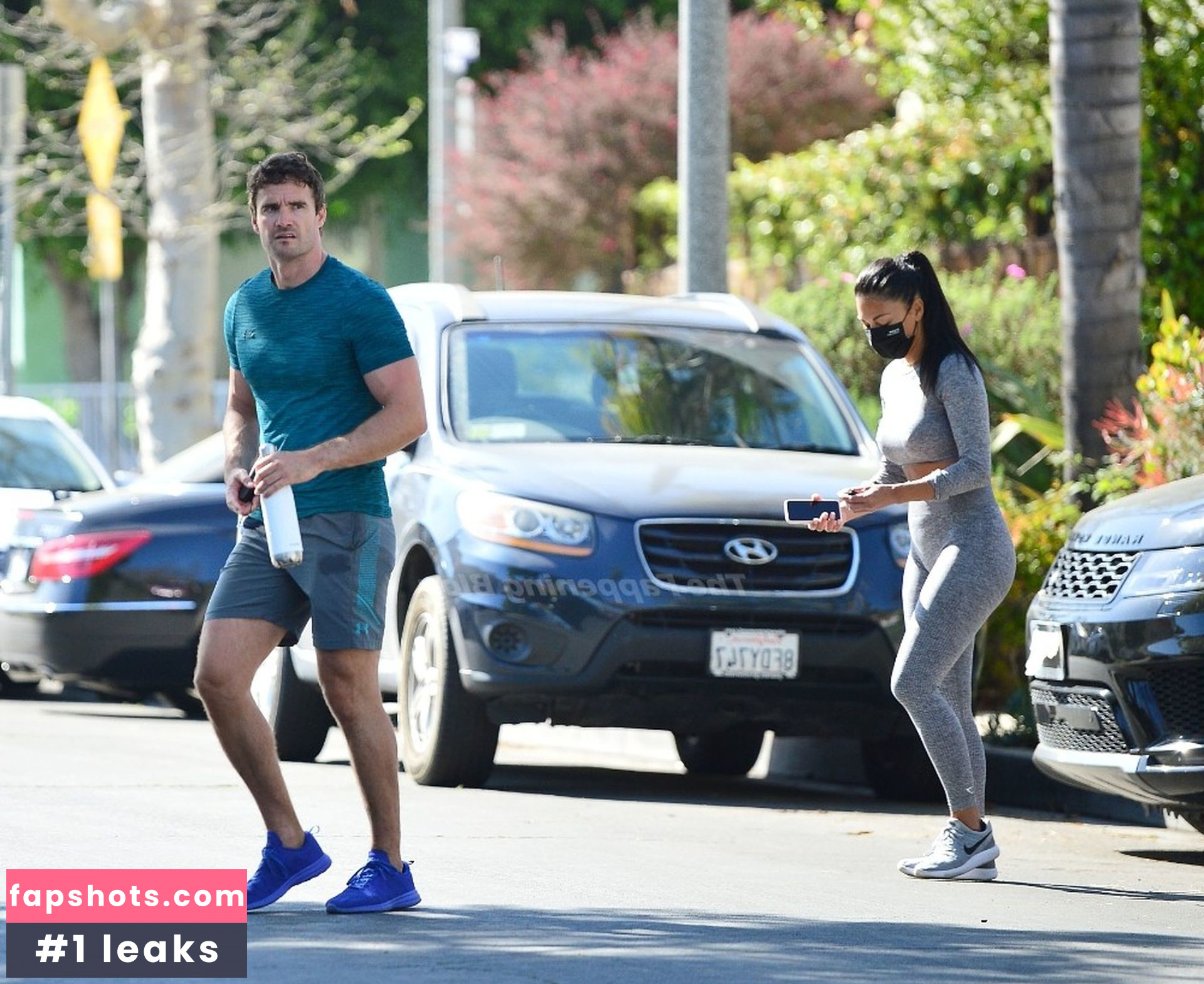 Nicole Scherzinger gallery photo #760