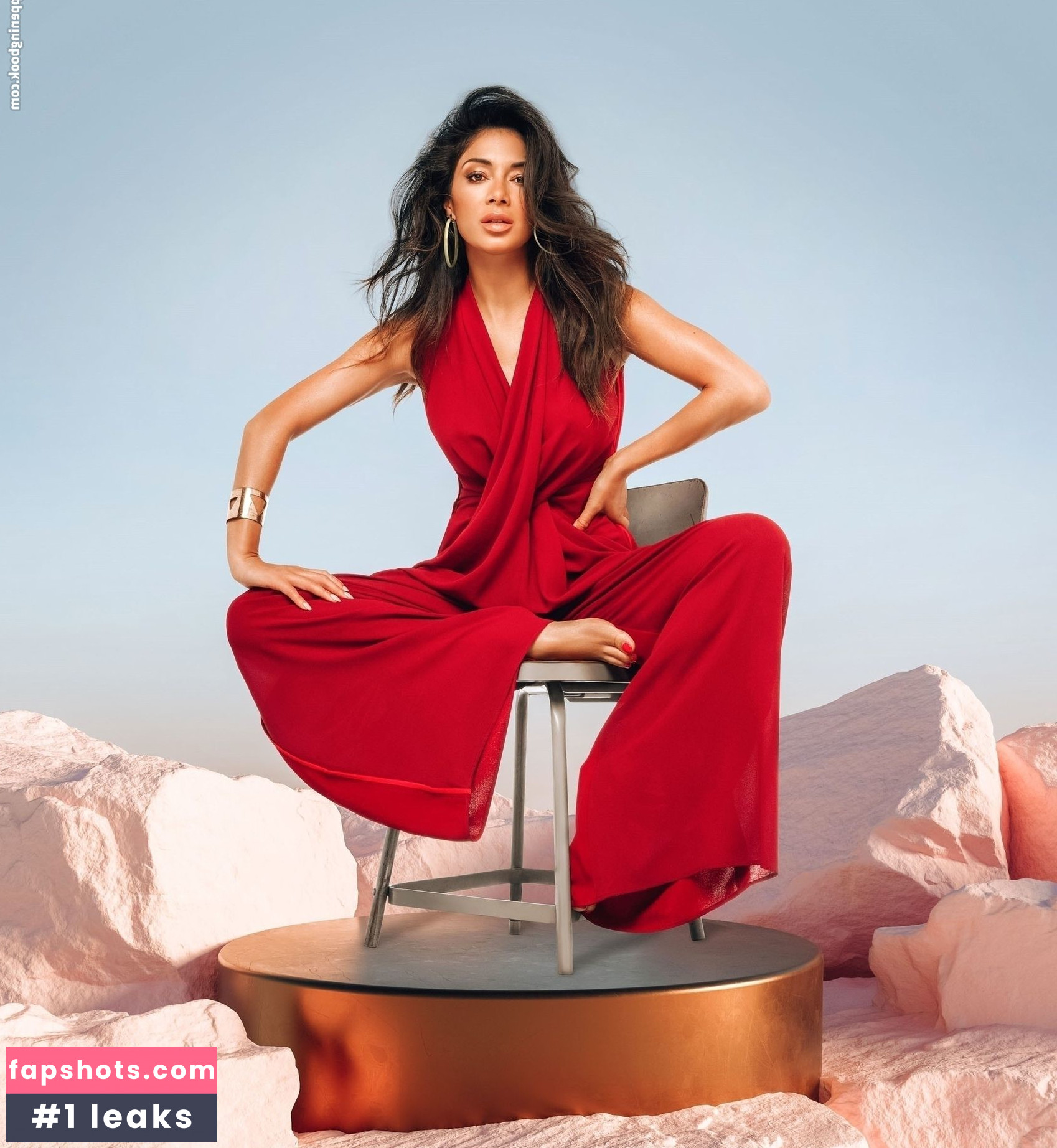 Nicole Scherzinger gallery photo #763