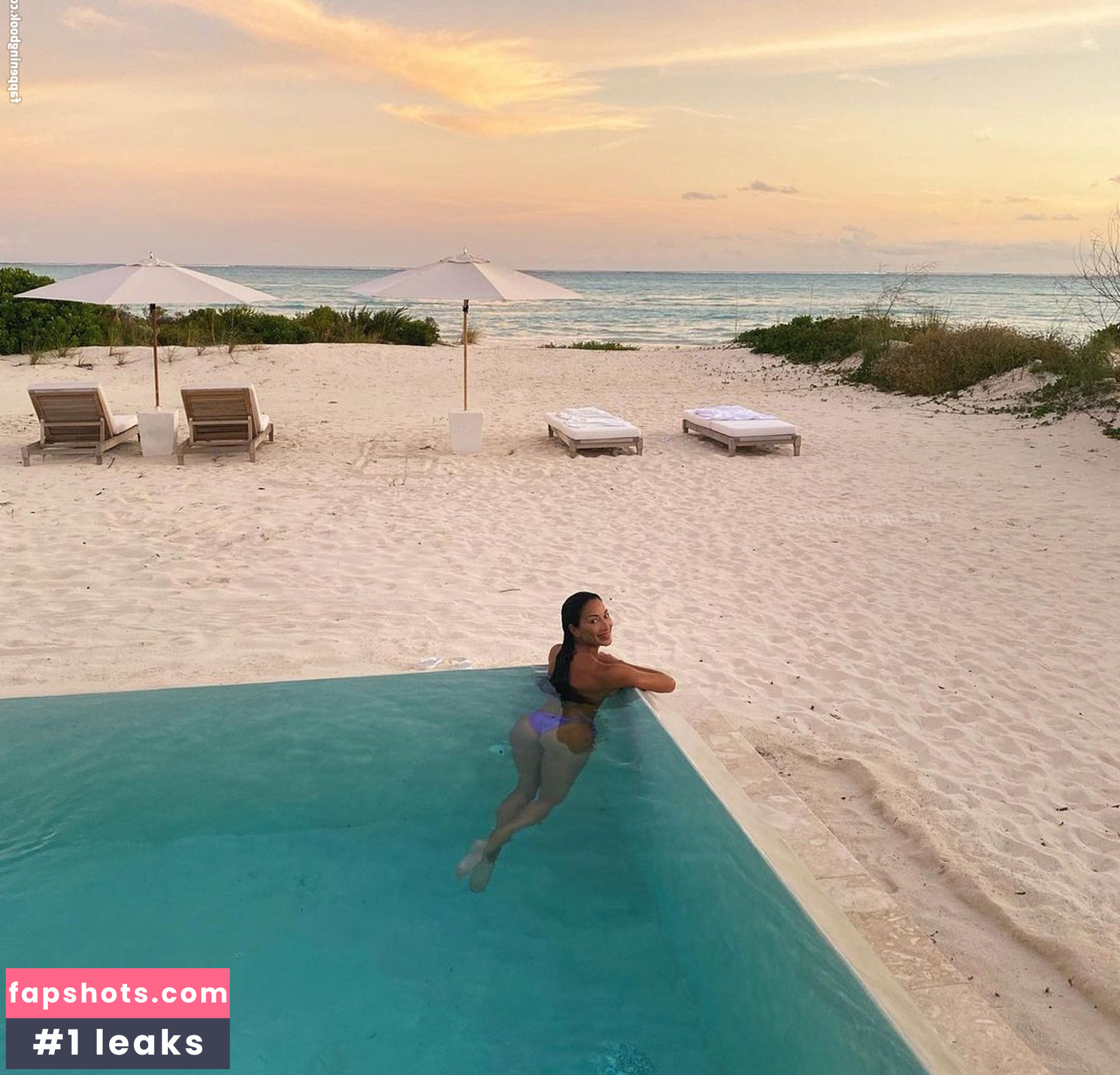 Nicole Scherzinger gallery photo #768