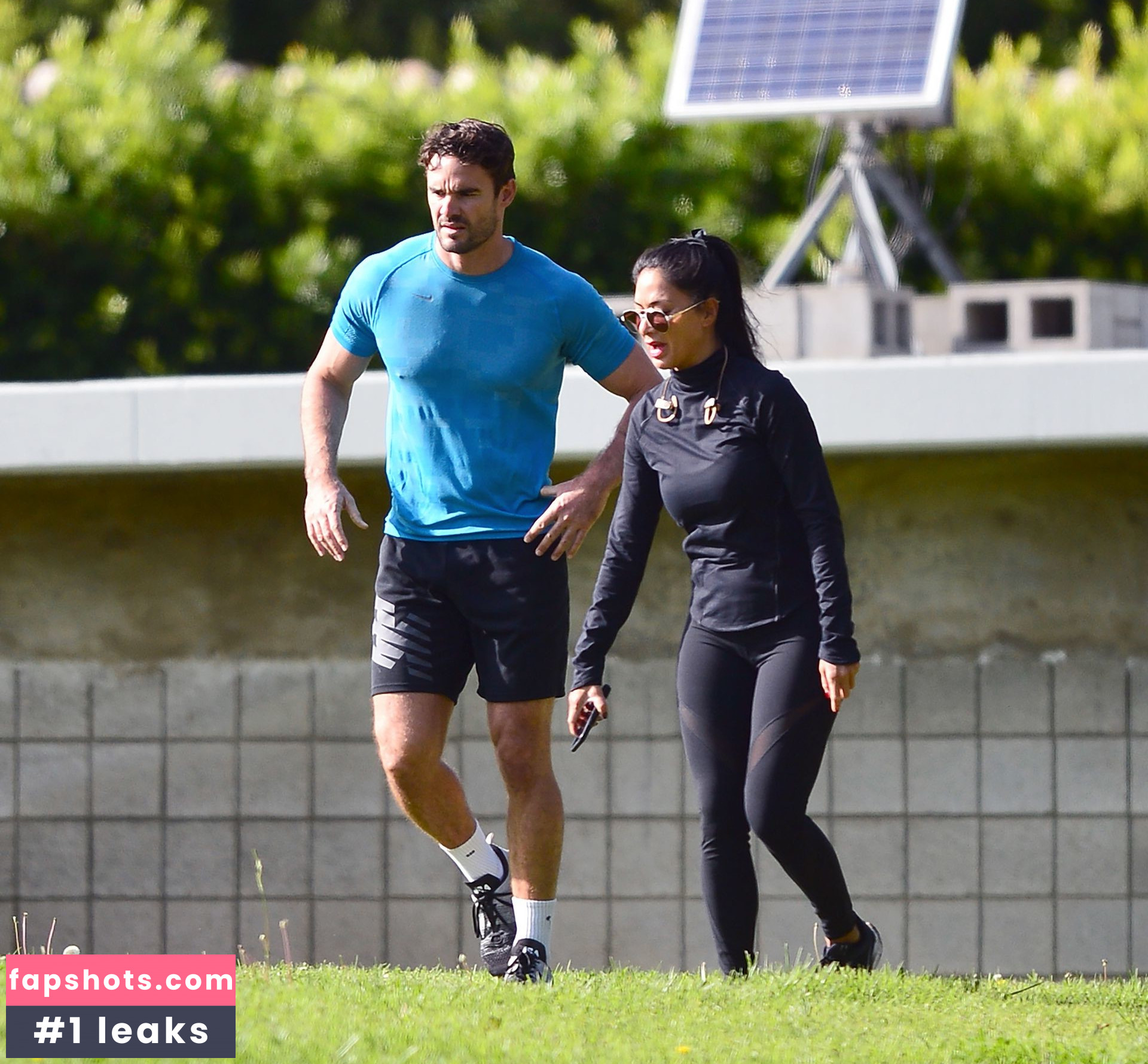 Nicole Scherzinger gallery photo #775