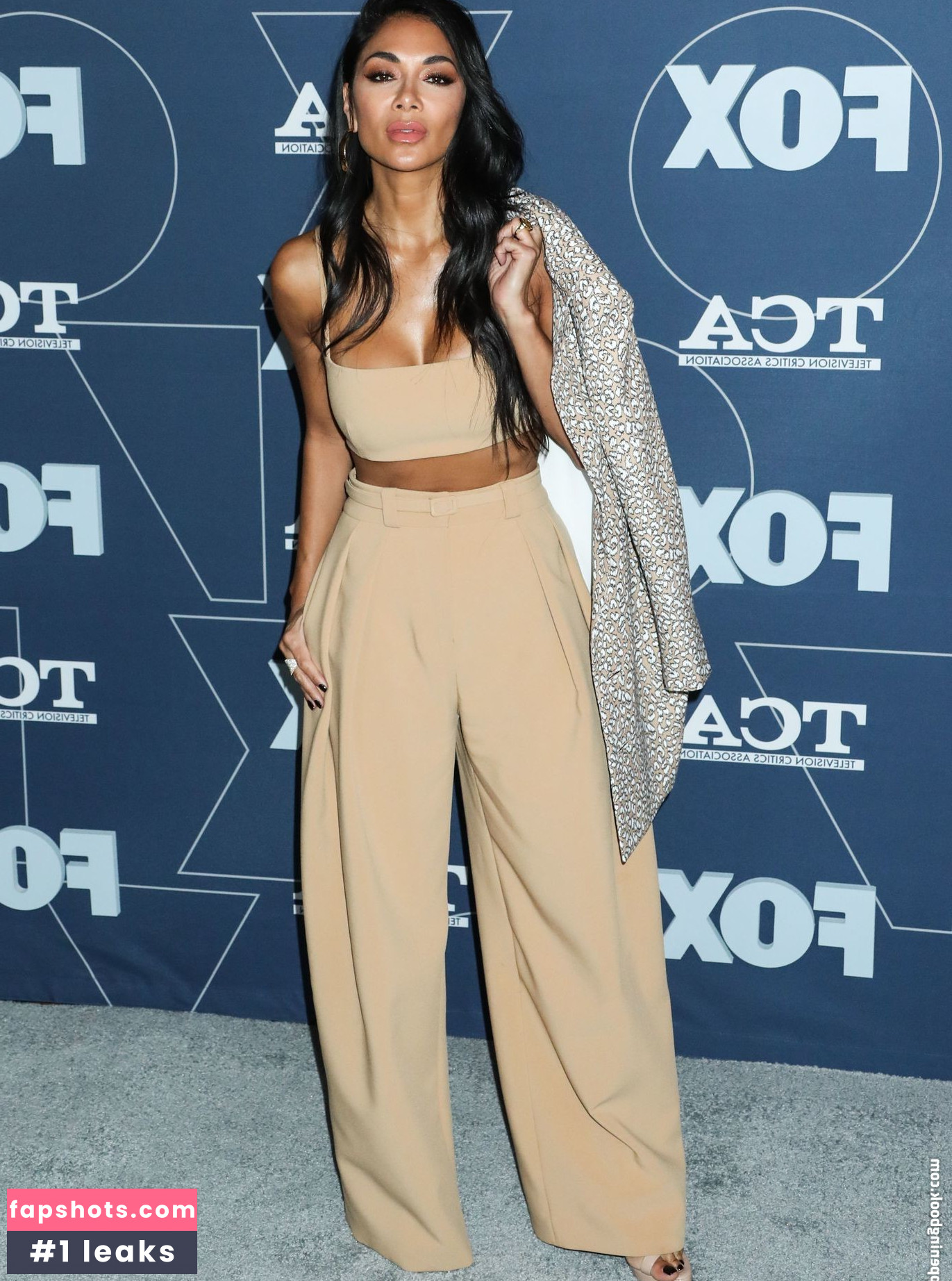 Nicole Scherzinger gallery photo #804