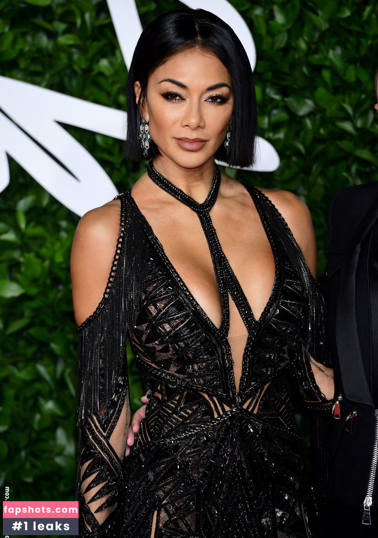 Nicole Scherzinger gallery photo #820