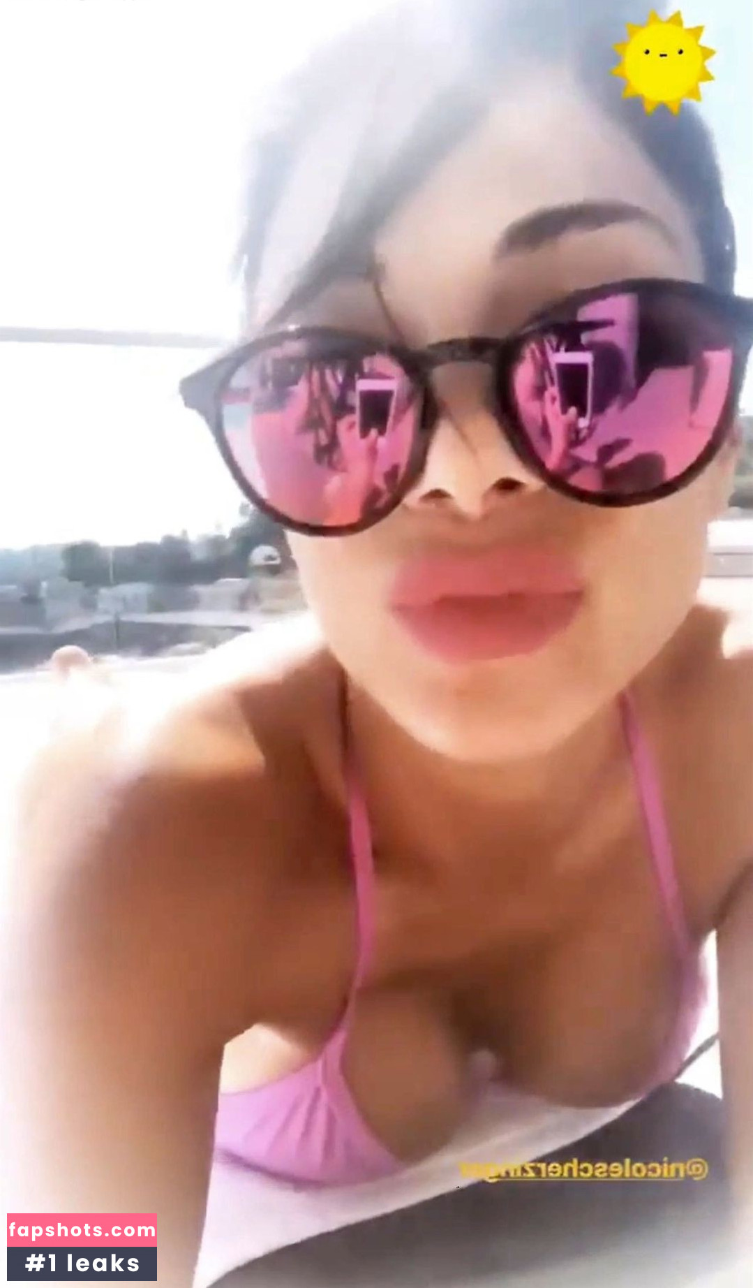 Nicole Scherzinger gallery photo #898