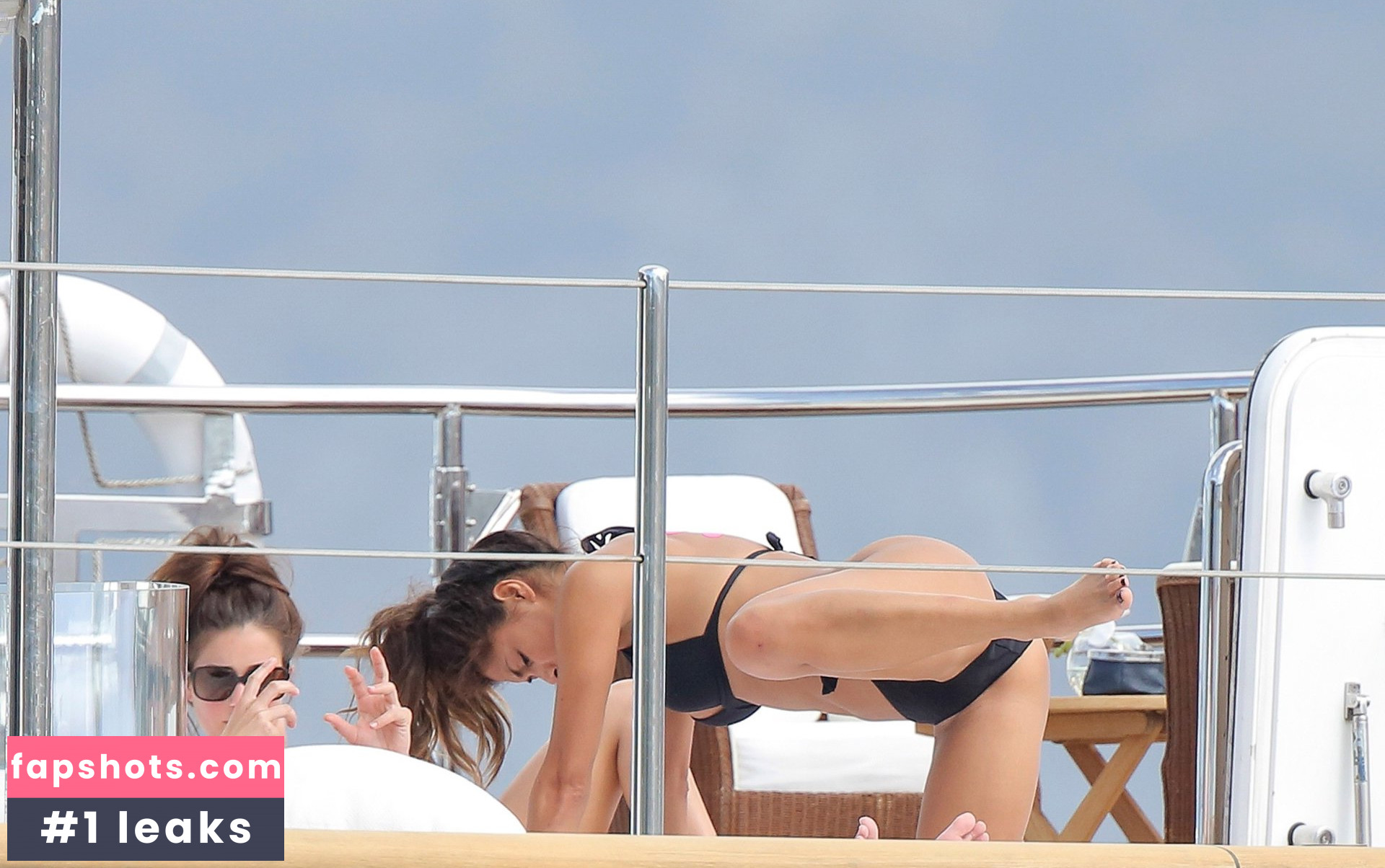 Nicole Scherzinger gallery photo #970