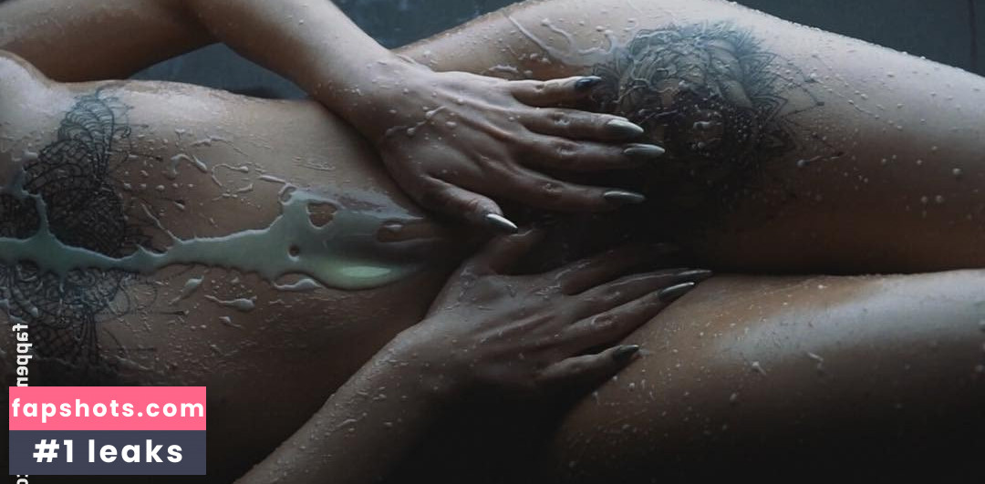 Nicole Shvets nude babe gallery