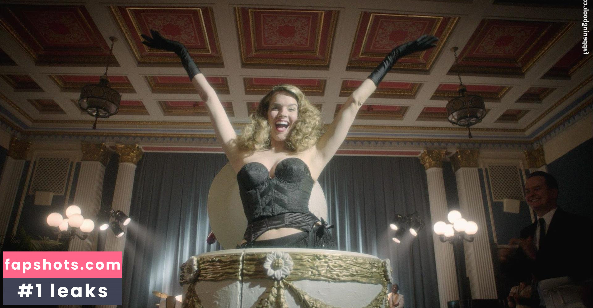 Nicole Steinwedell gallery photo #7