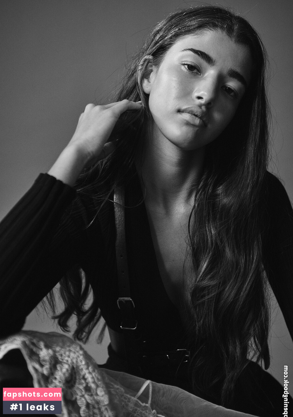 Nicole Summers gallery photo #2